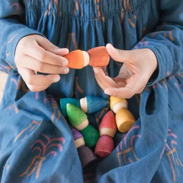 Drvene peg dolls Grapat za Waldorf inspiriranu igru