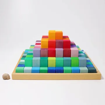 GRIMM'S Drvene kocke Velika stepenasta piramida
