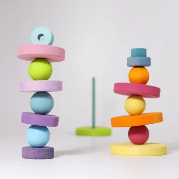 GRIMM'S drveni toranj za slaganje - montessori igračke