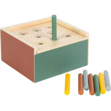 Montessori igračka za 1 godinu – drvena kutija za umetanje